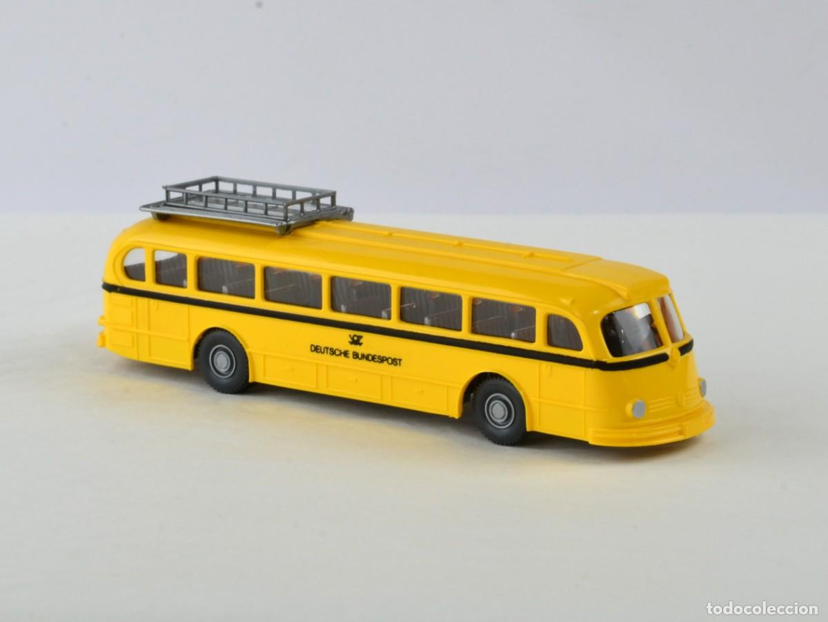 Coches a escala: Wiking Escala 1:87 Autocar Mercedes Benz O6600 Pullman DBP con Baca