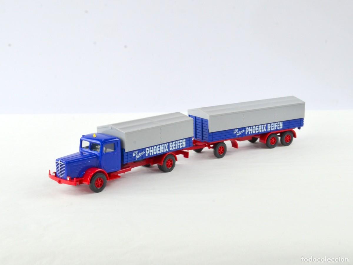 Coches a escala: Wiking Escala 1:87 H0 Cami&oacute;n B&uuml;ssing 8000 con Remolque Phoenix Reifen