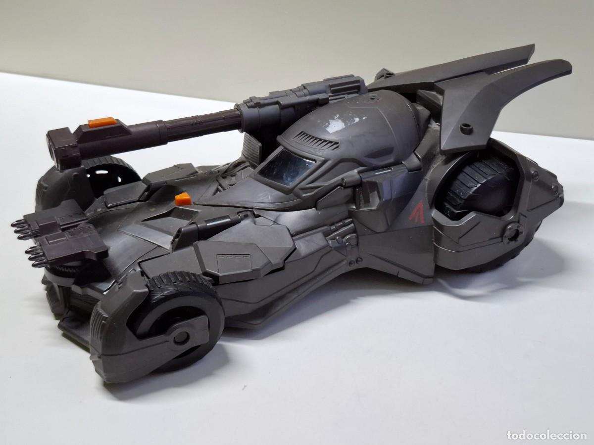 Auto in scala: BATMOBILE MEGA CANNON DC LIGA DE LA JUSTICIA 2017 MATTEL (NO INCLUYE LOS MISILES/PROYECTILES) 42X22