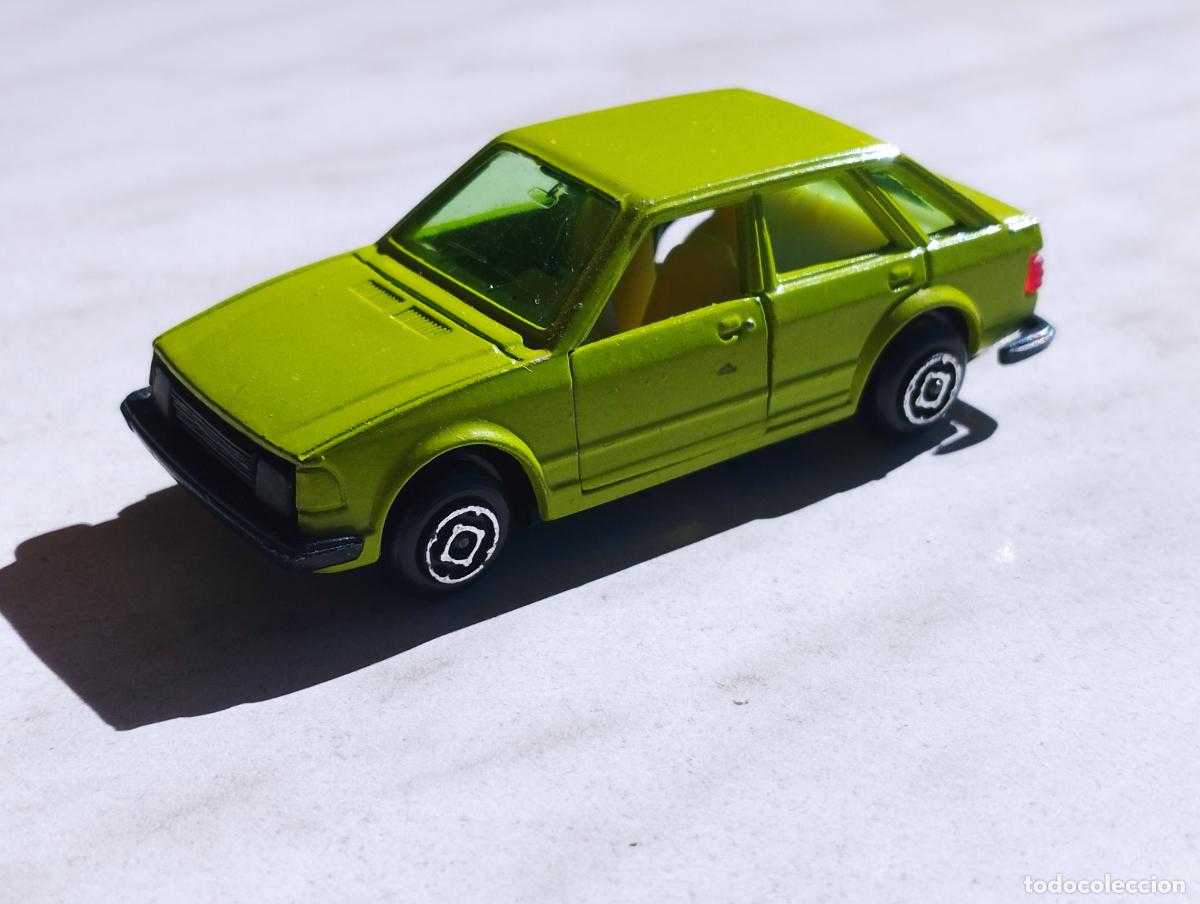 Coches a escala: FORD ESCORT VERDE GUISVAL CAMPEON 1,64 MUY BUENO