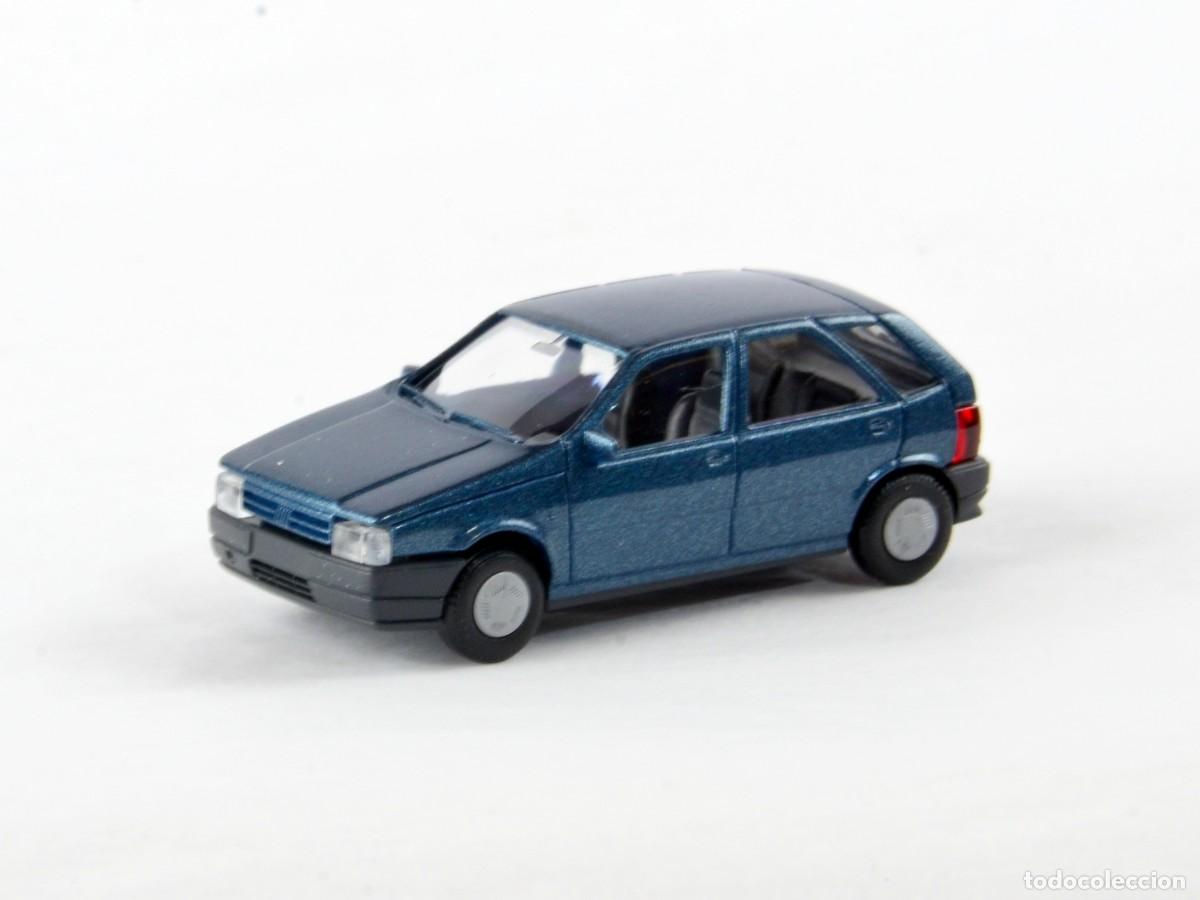 Coches a escala: Rietze Escala 1:87 H0 Fiat Tipo con Caja