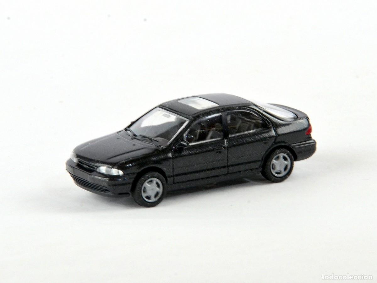 Coches a escala: Rietze Escala 1:87 H0 Ford Mondeo Sedan Gris Metalizado Impecable con Caja