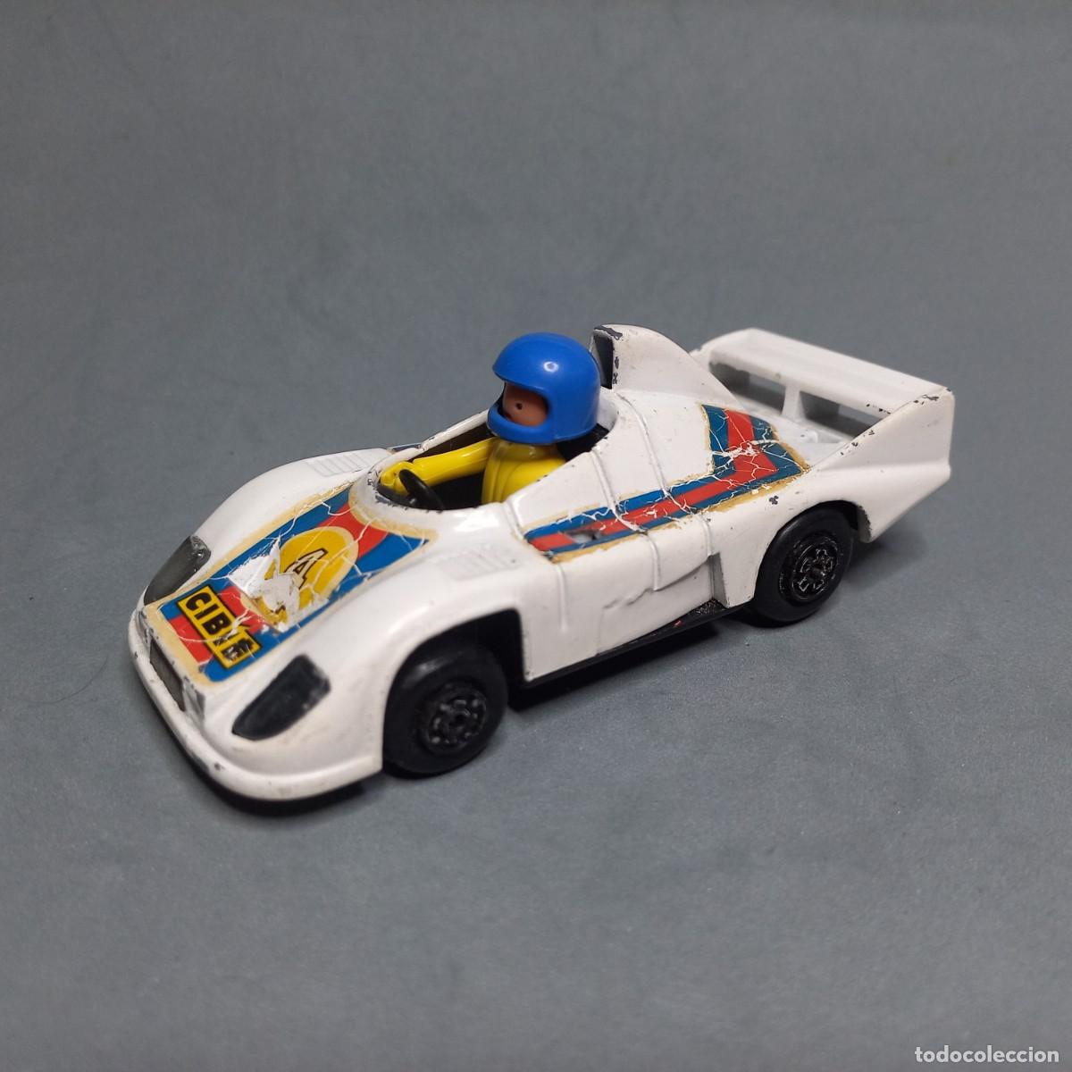 Coches a escala: Porsche con Chiqui piloto de Guisval Colecci&oacute;n Chiquicerillas Chiquival