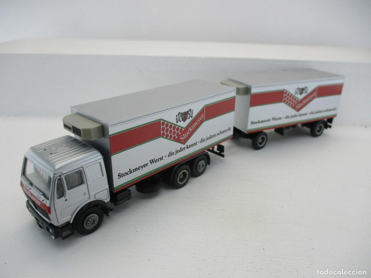 Auto in scala: CAMION HERPA 1:87 REF HC