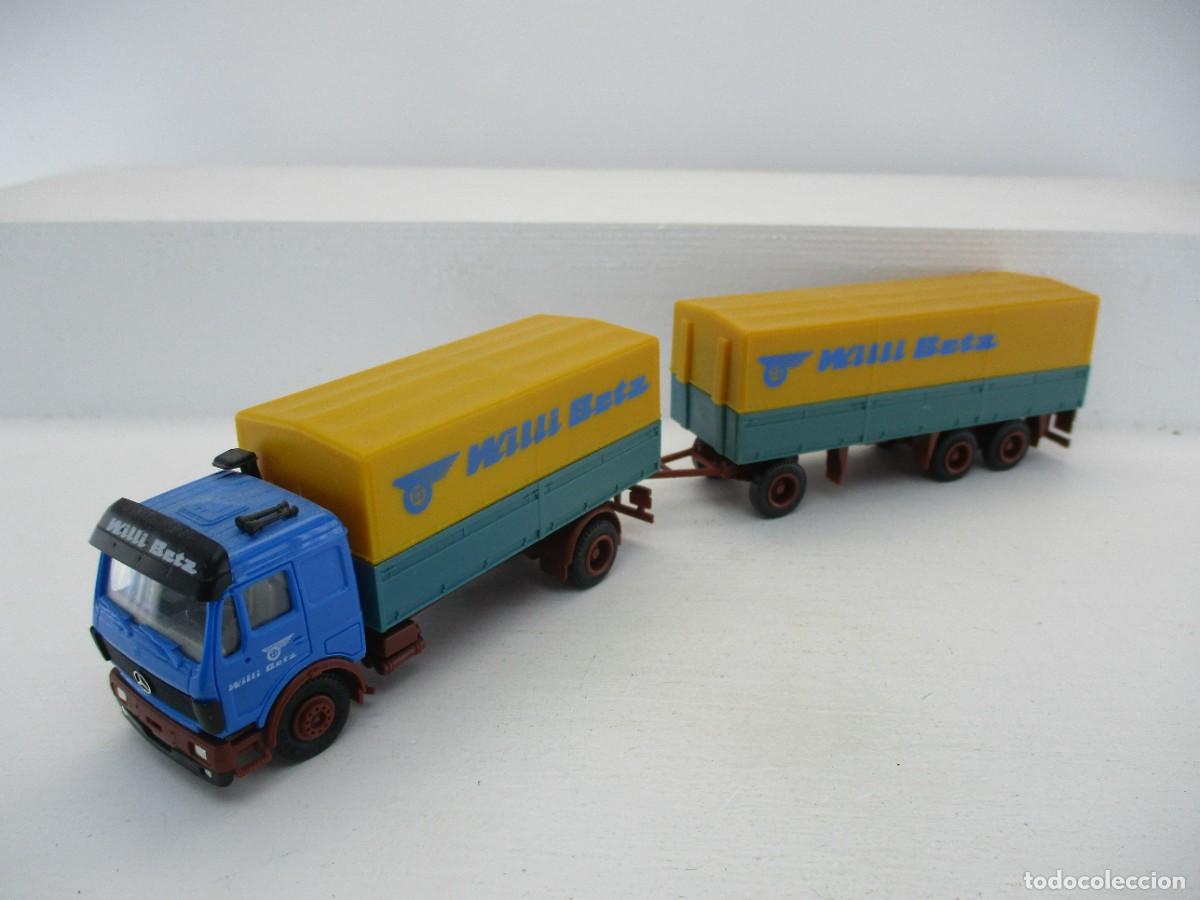 Auto in scala: CAMION HERPA 1:87 REF HD