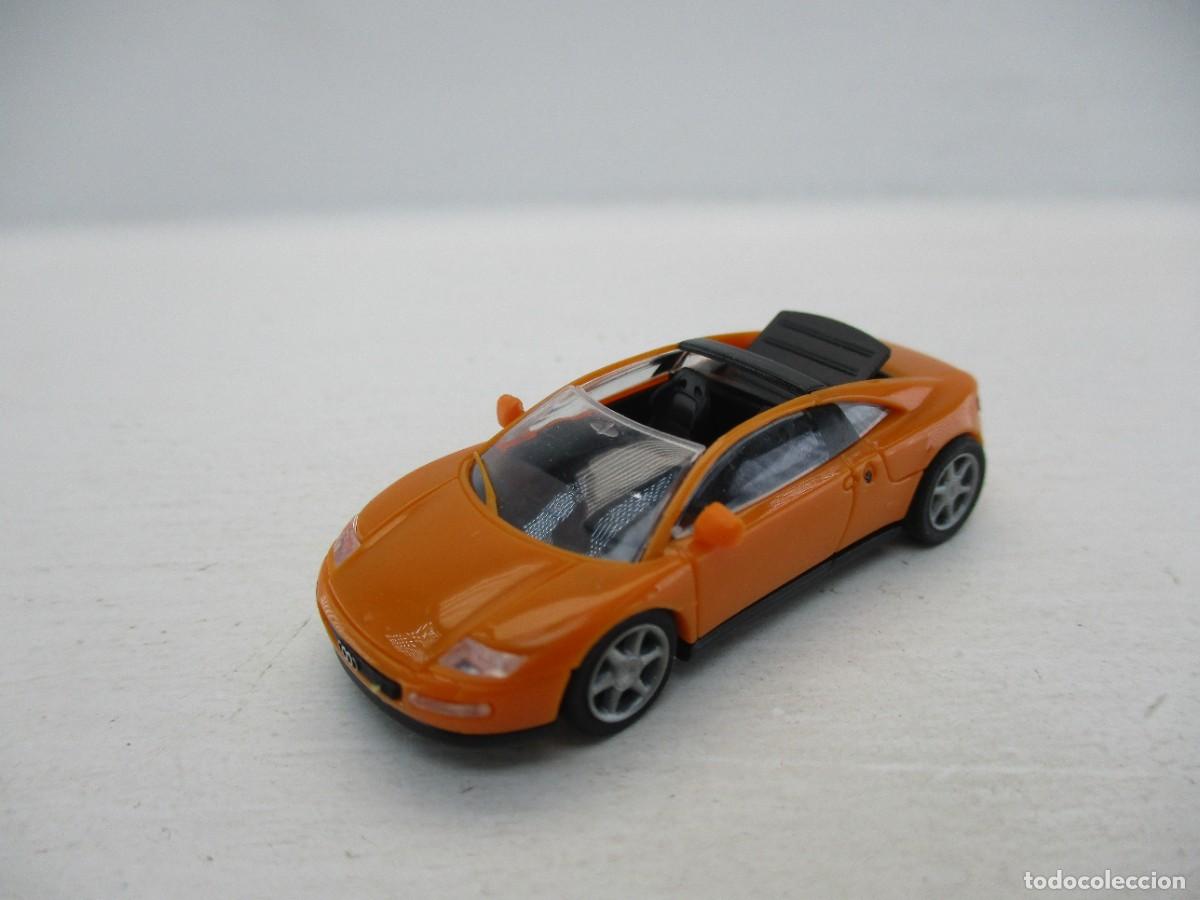 Coches a escala: COCHE ESCALA 1:87 REF DI