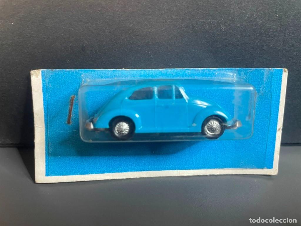 Coches a escala: EKO - VOLSKWAGEN BEETLE - ESCARABAJO - AZUL ESCALA 1/88