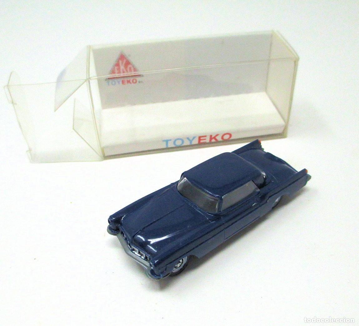 Coches a escala: Coche de Eko Toyeko - Escala 1/87 - Lincoln Continental