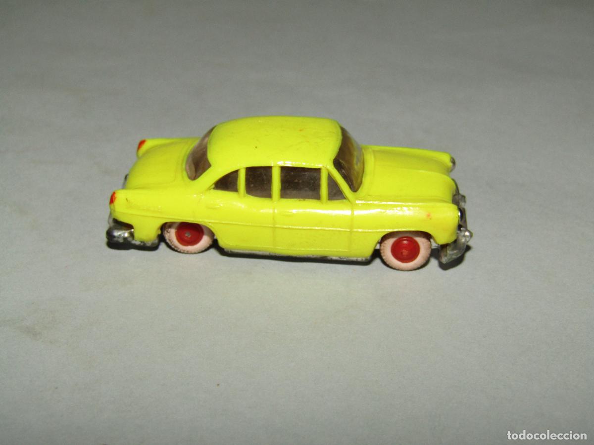 Coches a escala: Antiguo SIMCA VERSAILLES en Escala 1/86 *H0* de NOREV Made in France