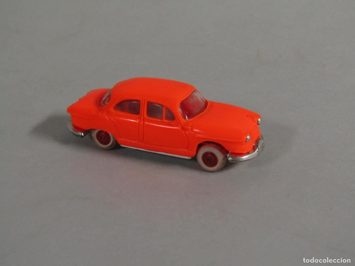 Coches a escala: Antiguo PANHARD PL-17 en Escala 1/86 *H0* de NOREV Made in France