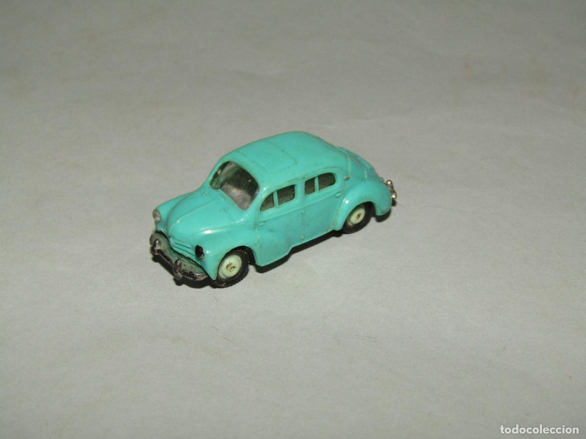 Coches a escala: Antiguo RENAULT 4 cv 4/4 en Escala 1/86 *H0* de NOREV Made in France