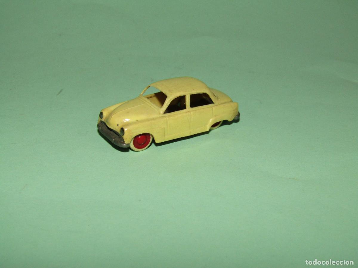 Coches a escala: Antiguo SIMCA ARONDE en Escala 1/86 *H0* de Made in France