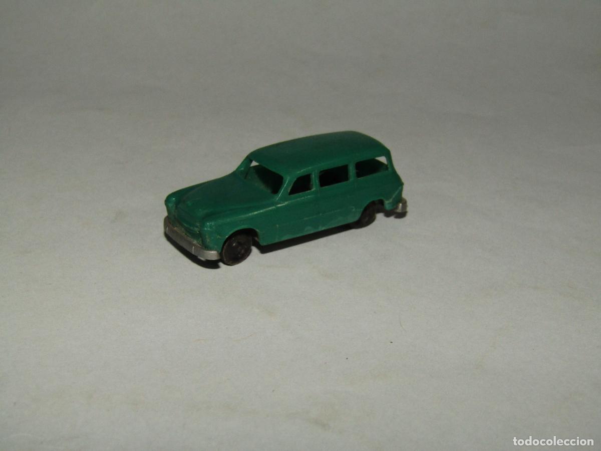 Coches a escala: Antiguo PEUGEOT 403 FAMILIAR en Escala 1/86 *H0* de CADUM PAX