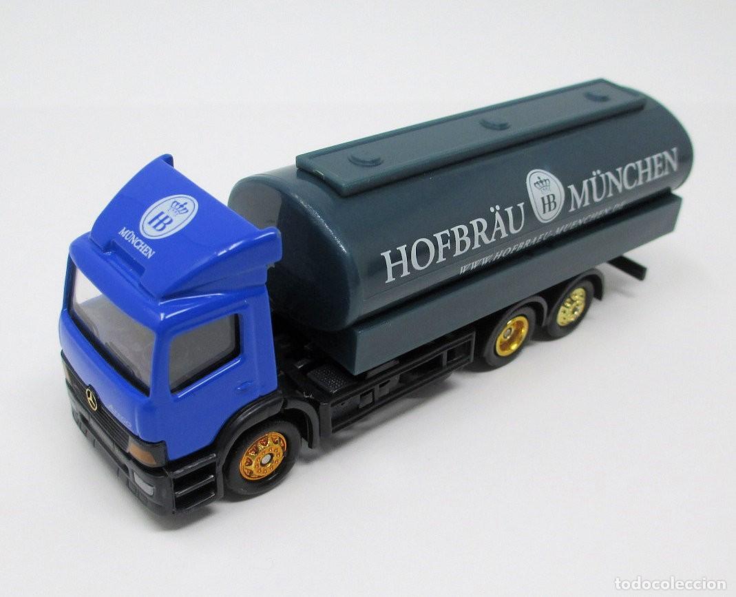 Coches a escala: Cami&oacute;n Mercedes - Hofbr&auml;u M&uuml;nchen - Esc. 1/87 H0