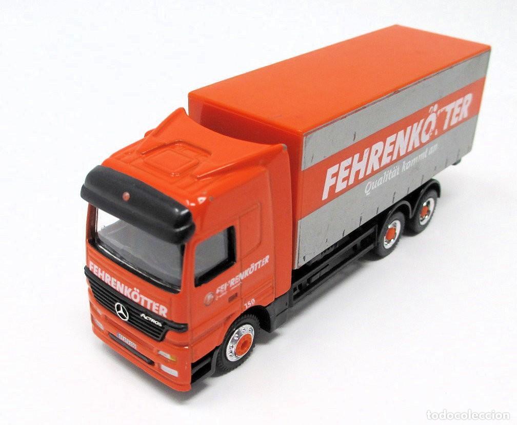 Coches a escala: Cami&oacute;n Mercedes de Schuco - Fehrenk&ouml;tter - Escala 1/87 H0