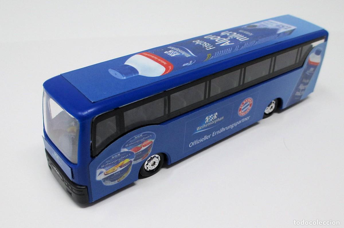 Coches a escala: Autob&uacute;s DGD Werbeartikel GMBH, escala 1/87 H0