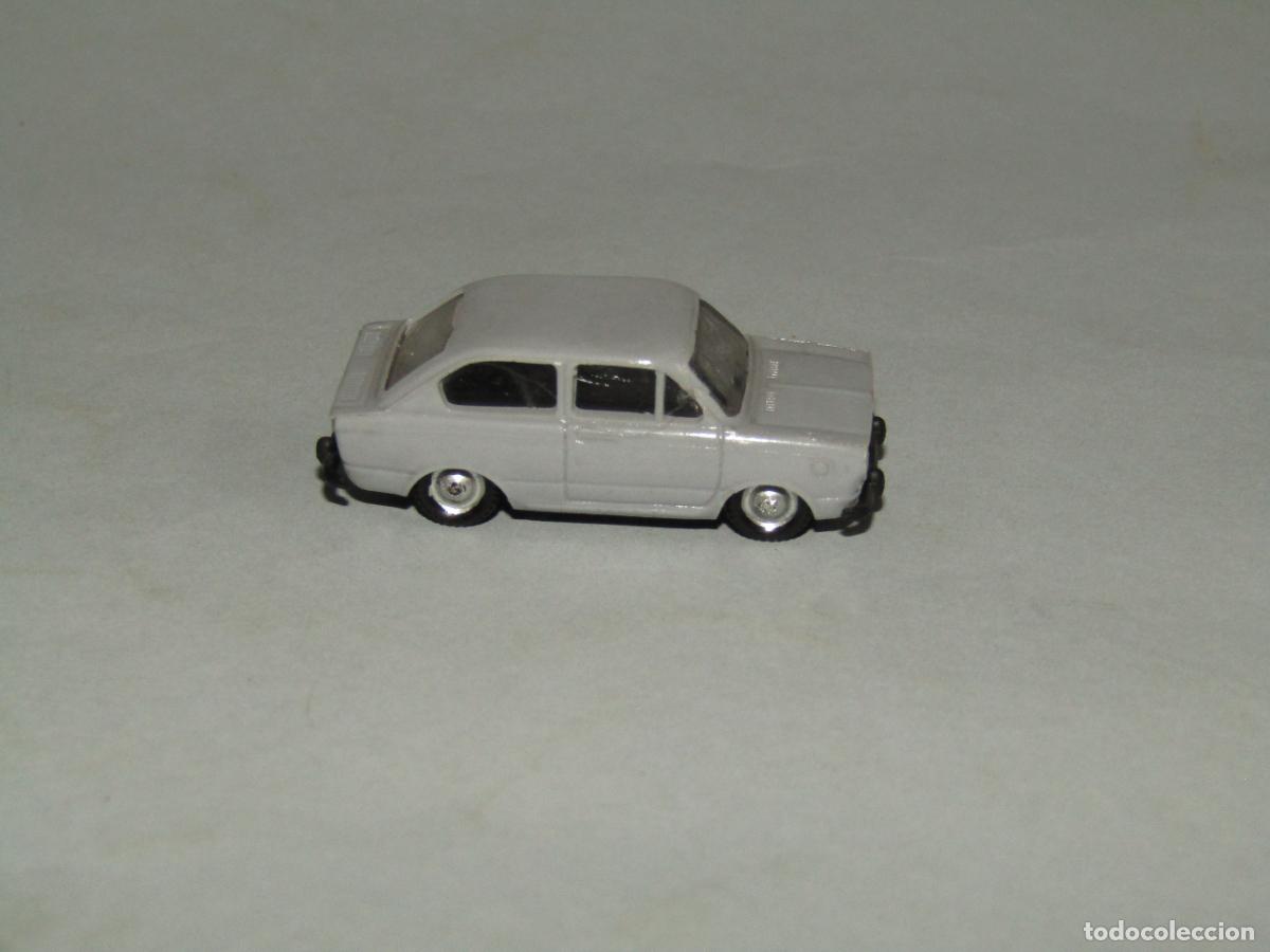 Coches a escala: Antiguo SEAT 850 en Escala 1/86 *H0* de EKO Made in Spain