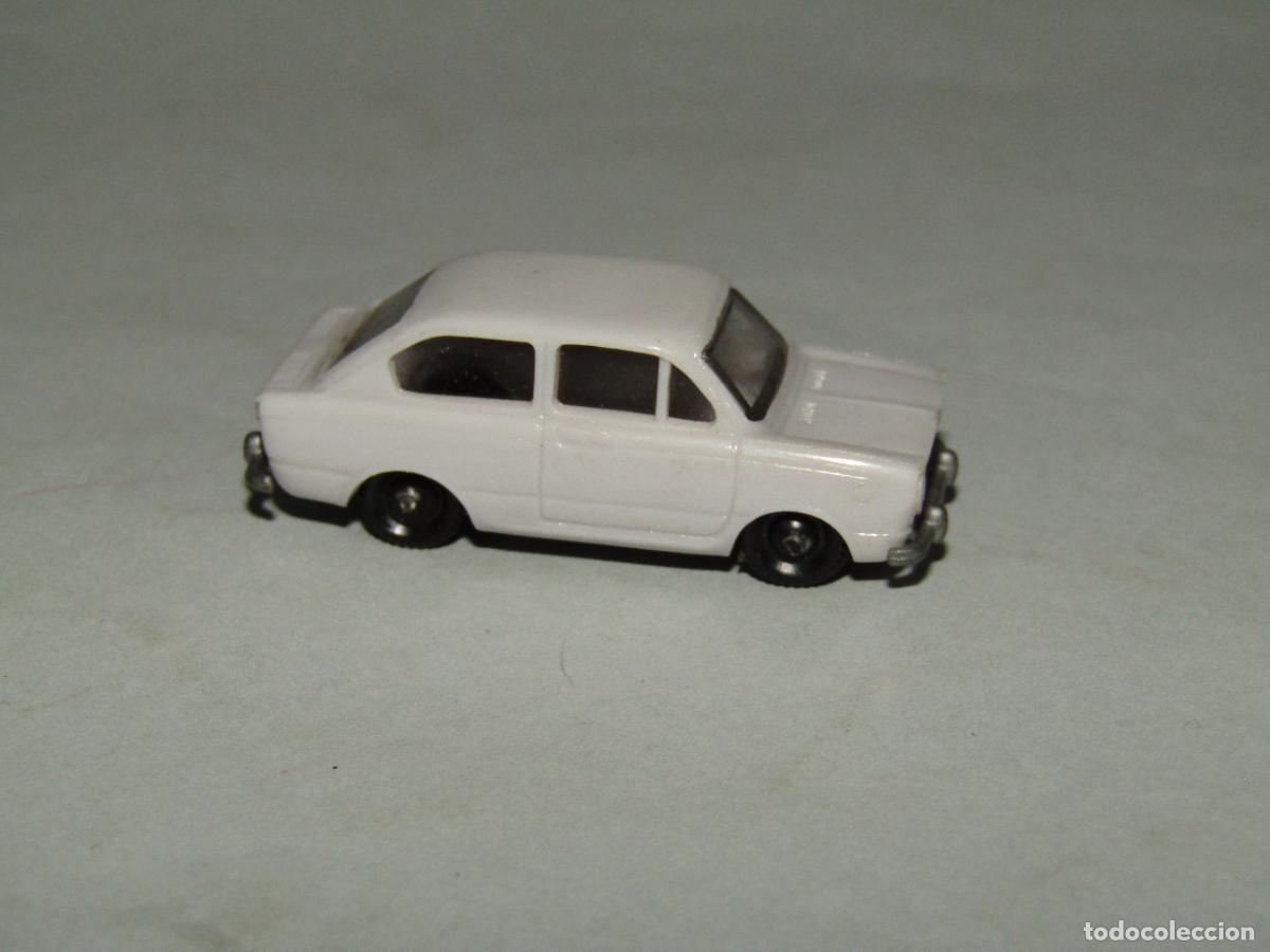 Coches a escala: Antiguo SEAT 850 en Escala 1/86 *H0* de EKO Made in Spain
