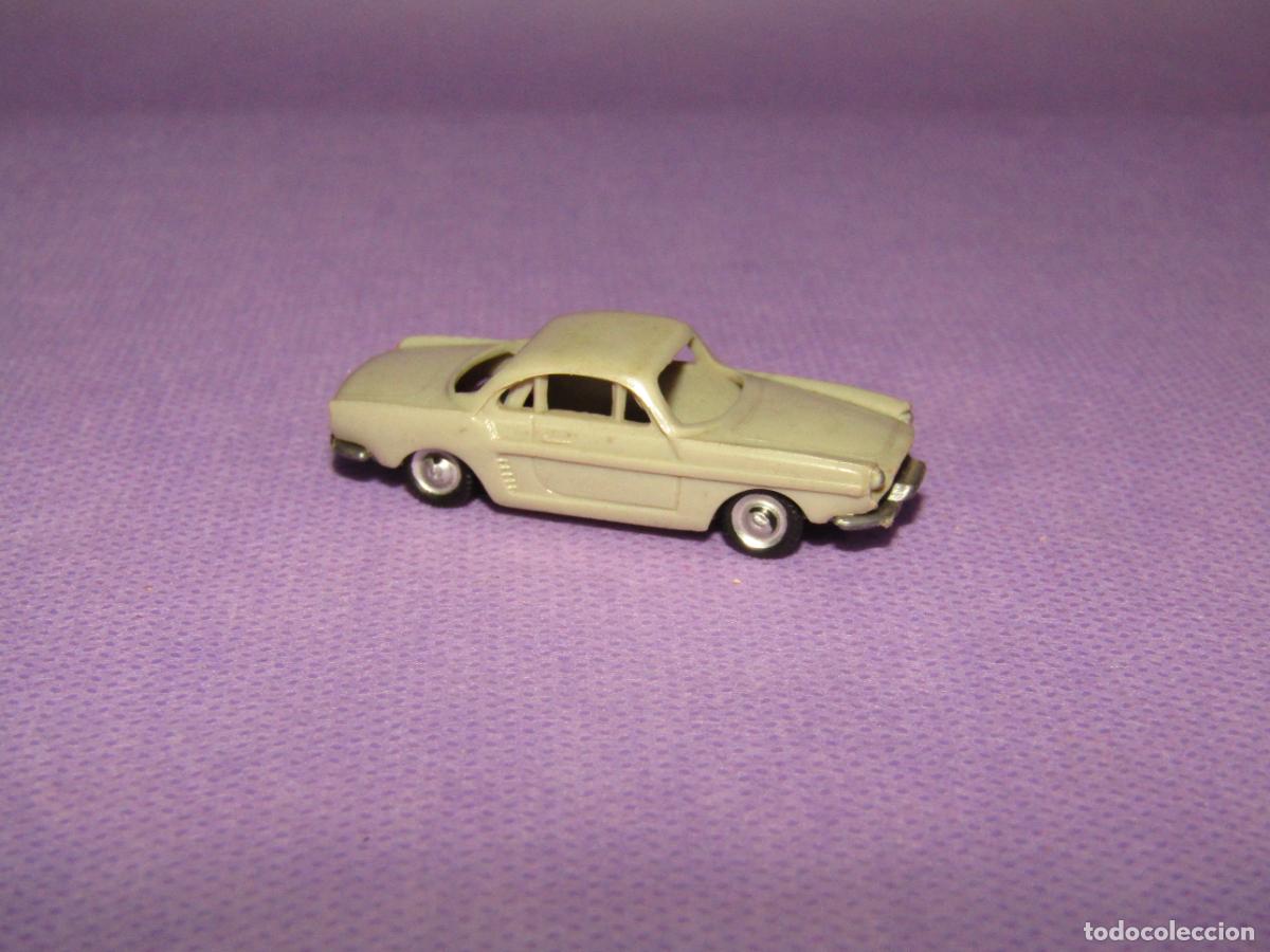 Coches a escala: Antiguo VOLVO P-1800 en Escala 1/86 *H0* de EKO Made in Spain