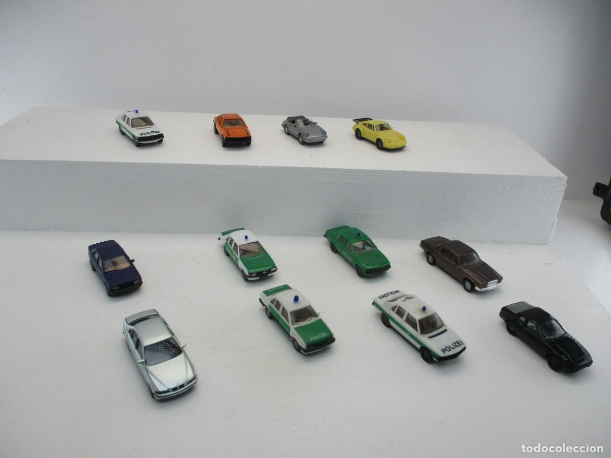 Coches a escala: LOTE DE COCHES ESCALA 1:87 REF LIBR