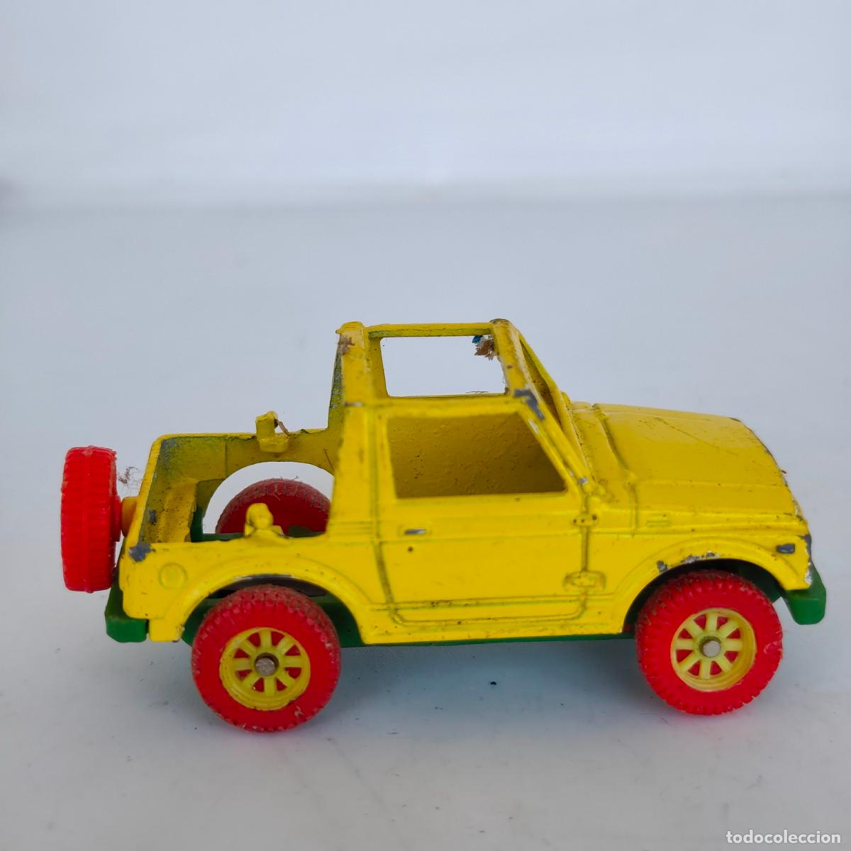 Coches a escala: SUZUKI SJ4130 Maisto samur&aacute;i - Foto 4