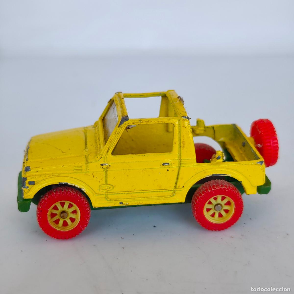 Coches a escala: SUZUKI SJ4130 Maisto samur&aacute;i