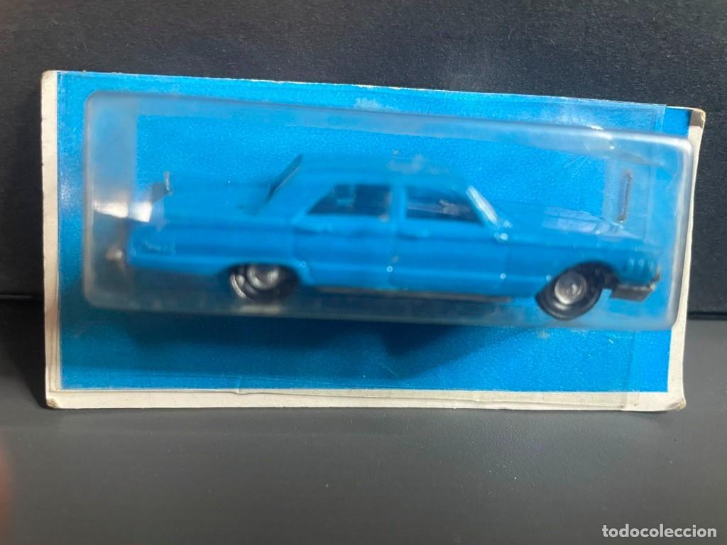Coches a escala: EKO - FORD COMET - AZUL - ESCALA 1/86