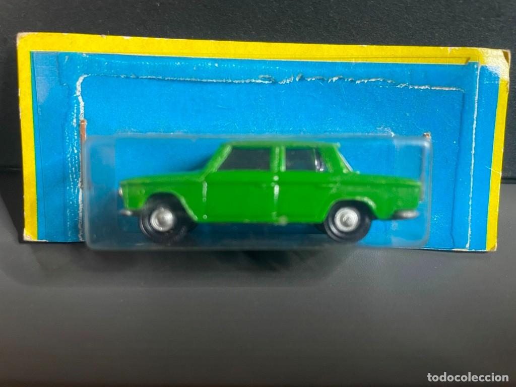 Coches a escala: EKO - FIAT 1500 - VERDE - ESCALA 1/86 - 2108