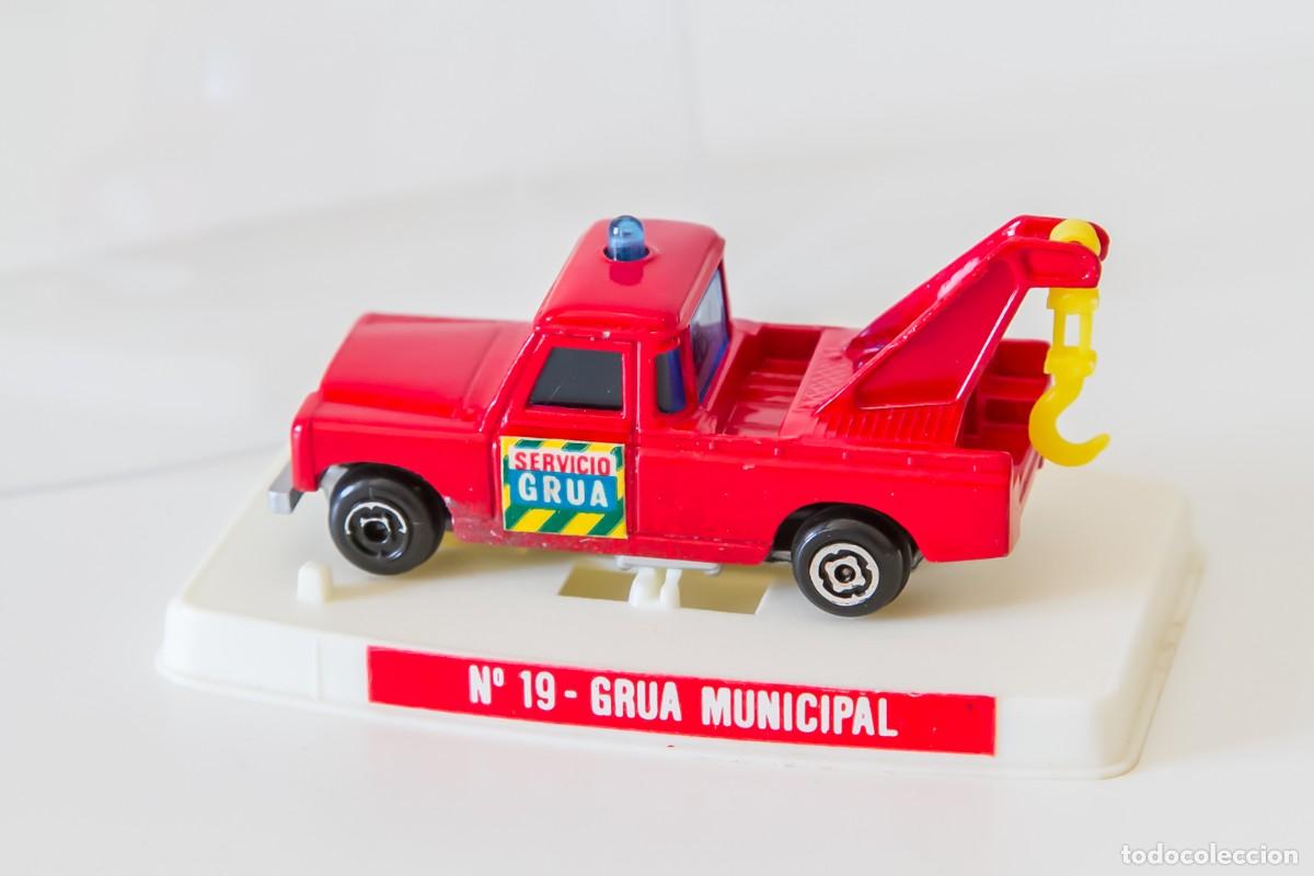 Coches a escala: Coche miniatura Guisval Land Rover Grua Municipal 19