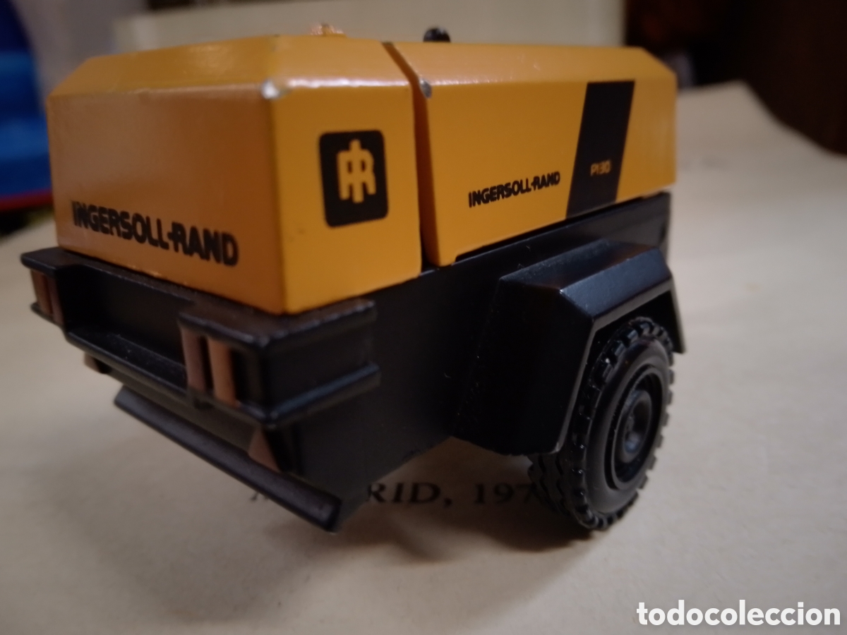 Coches a escala: INGERSOLL - RAND. PI 30. NUMERO 360. M 1:50.