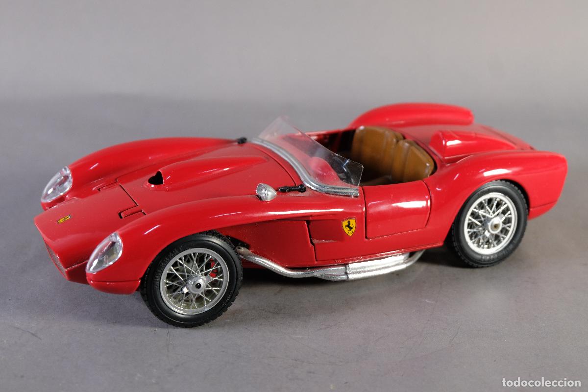Coches a escala: Coche BURAGO Ferrari 250 Testa Rossa (1957) escala 1:18