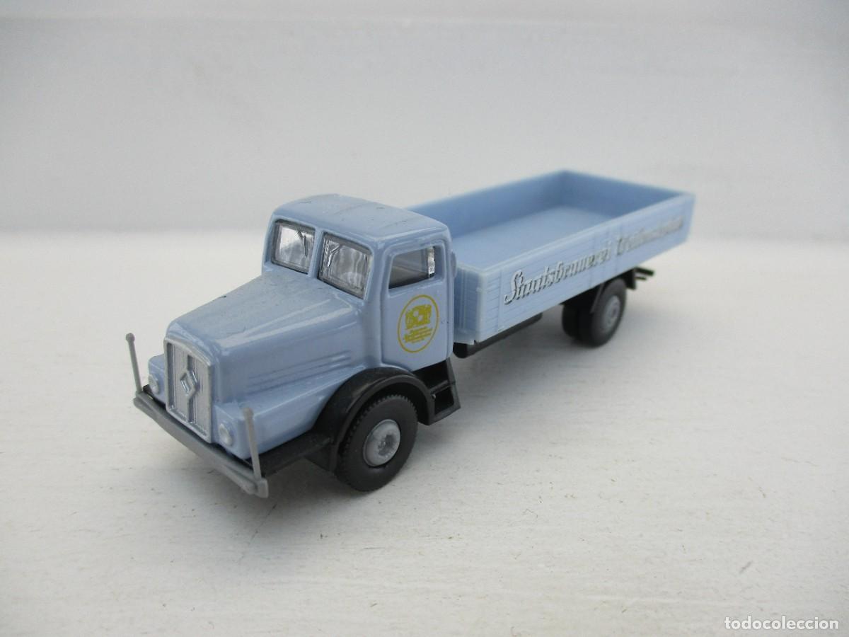 Coches a escala: CAMION ESCALA 1:87 REF RL