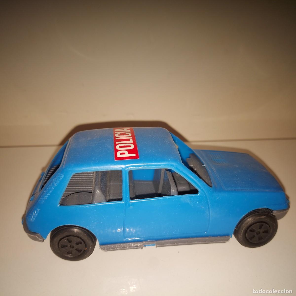 Coches a escala: COCHE RENAULT 5 POLICIA