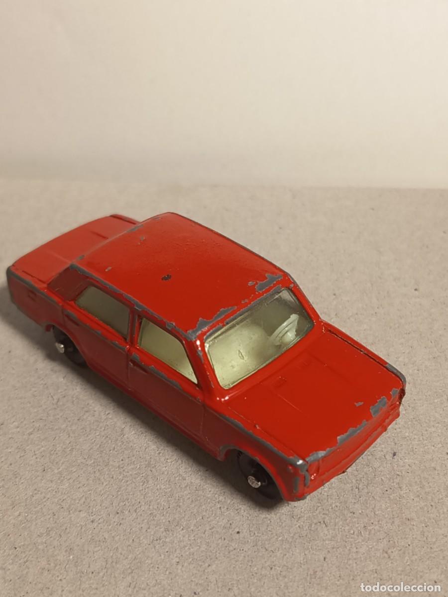 Coches a escala: COCHE METALICO ANTIGUO SEAT 124 N&deg;2117 MADE IN SPAIN