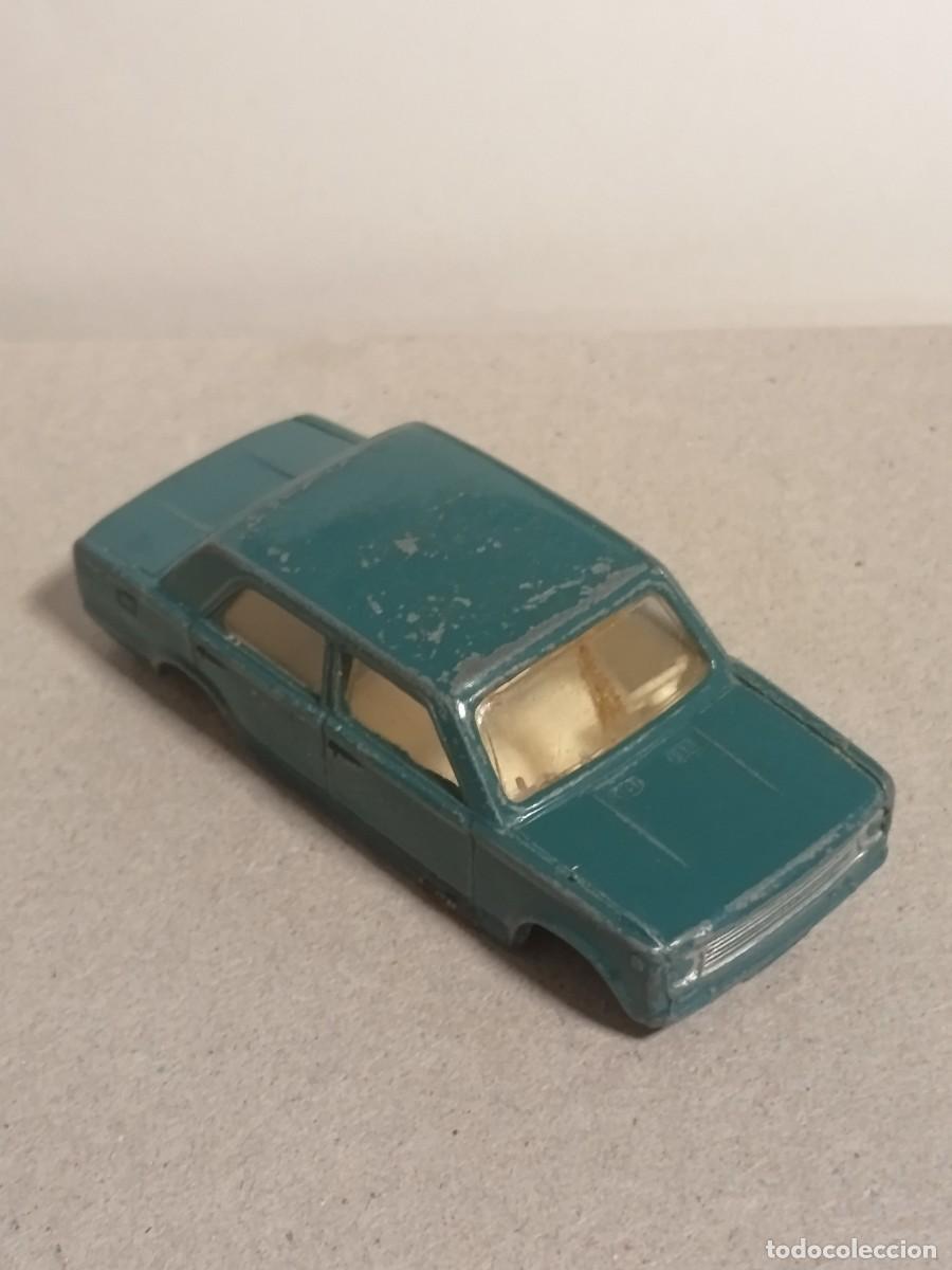 Coches a escala: COCHE METALICO ANTIGUO SEAT 124 N&deg;2117 MADE IN SPAIN
