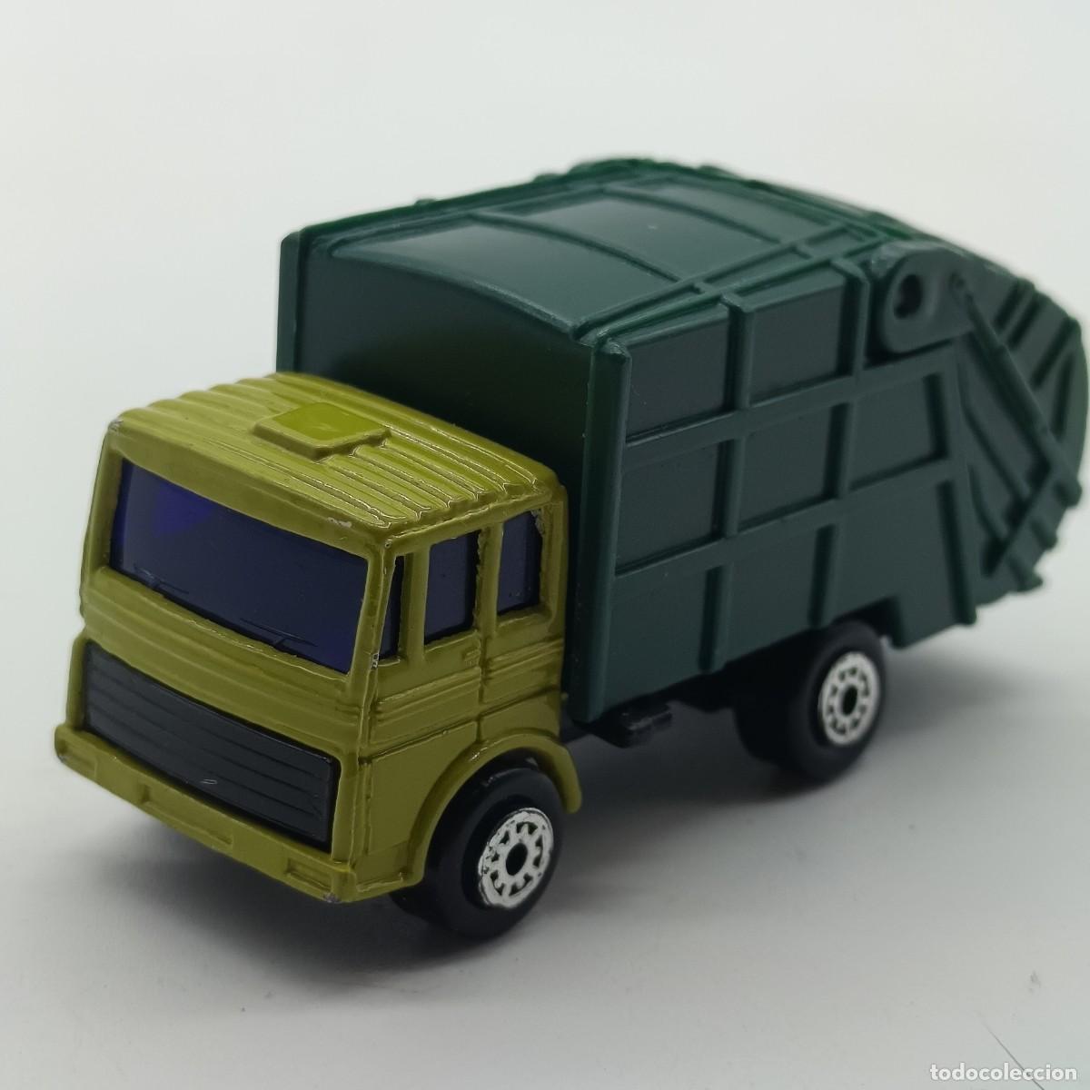 Coches a escala: Coche Maisto Cami&oacute;n de Basura / Recogida - Escala 1/64 - Made in China
