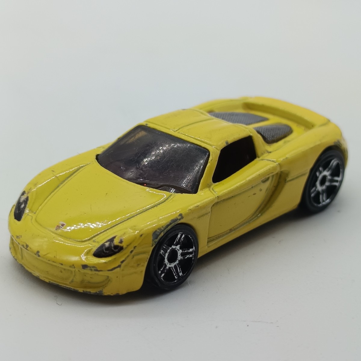 Coches a escala: Coche Hot Wheels - Porsche Carrera GT - Escala 1/64 - Made in Malaysia