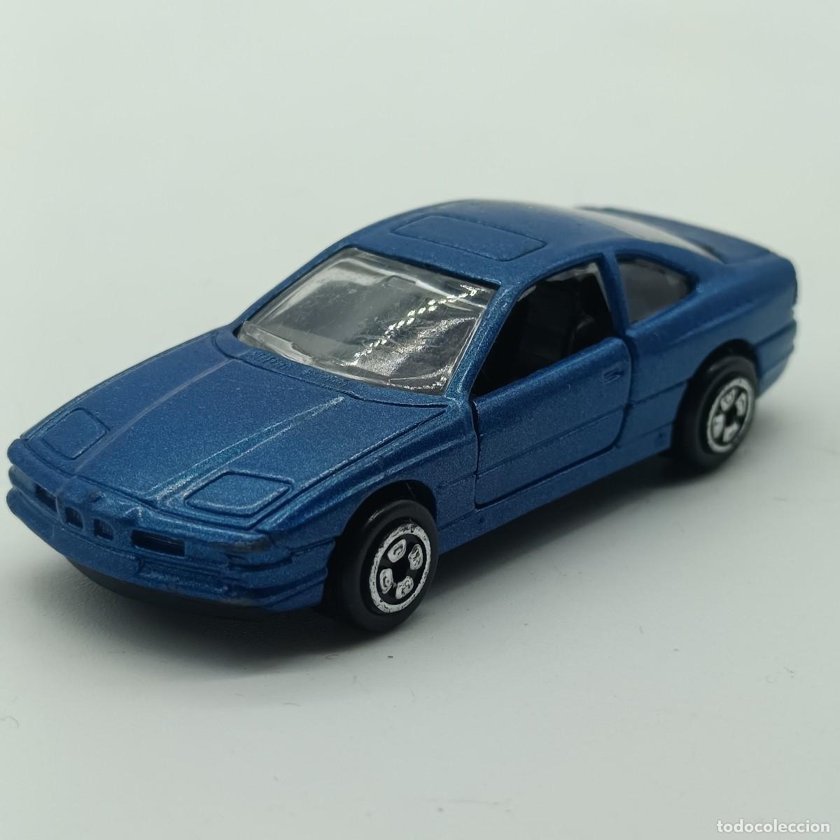 Coches a escala: Coche Hot Wheels - BMW 850i - Serie Cl&aacute;sica - Escala 1/64 - Made in Malaysia