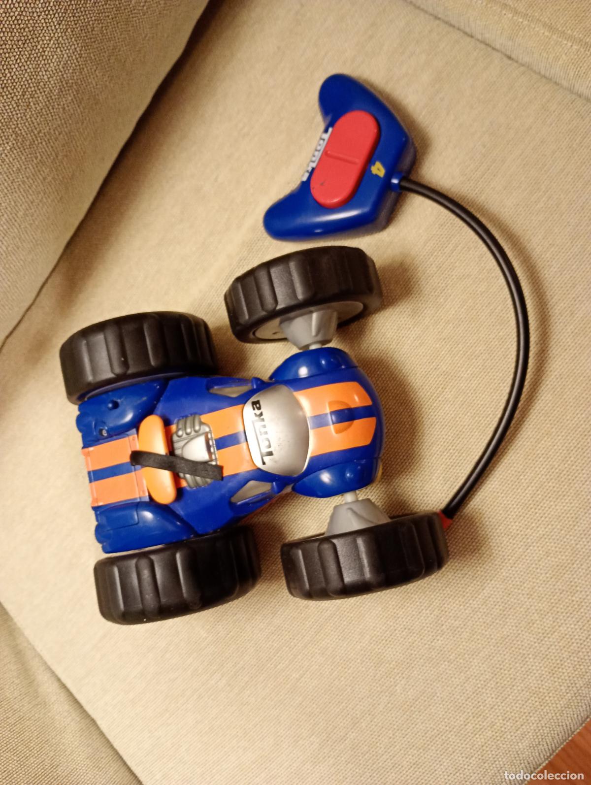 Coches a escala: COCHE COLORES REVERSIBLE CON MANDO DIRECCION