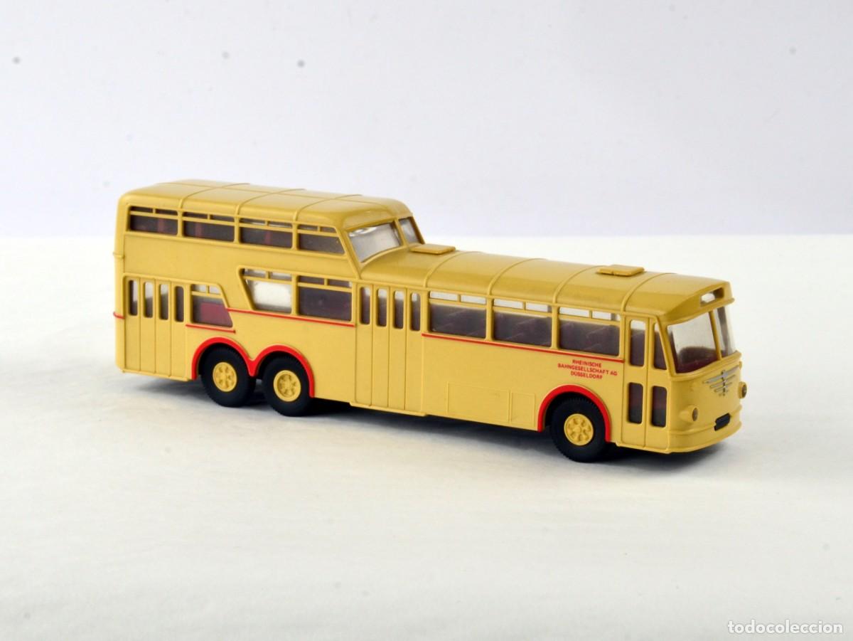 Coches a escala: Brekina Escala 1:87 Autob&uacute;s 1 1/2 Pisos B&uuml;ssing D&uuml;sseldorf