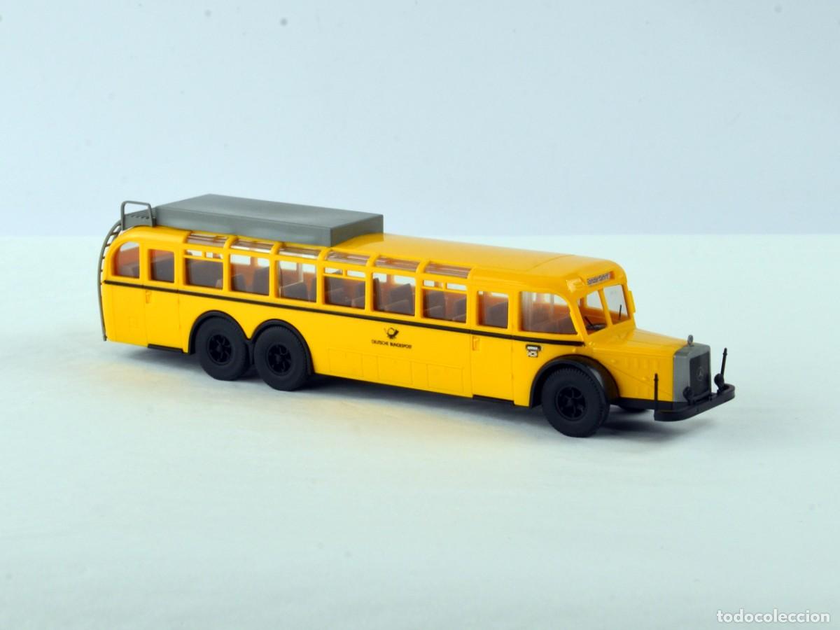 Coches a escala: Brekina Escala H0 1:87 Autocar Mercedes Benz O10.000 DBP con Baca