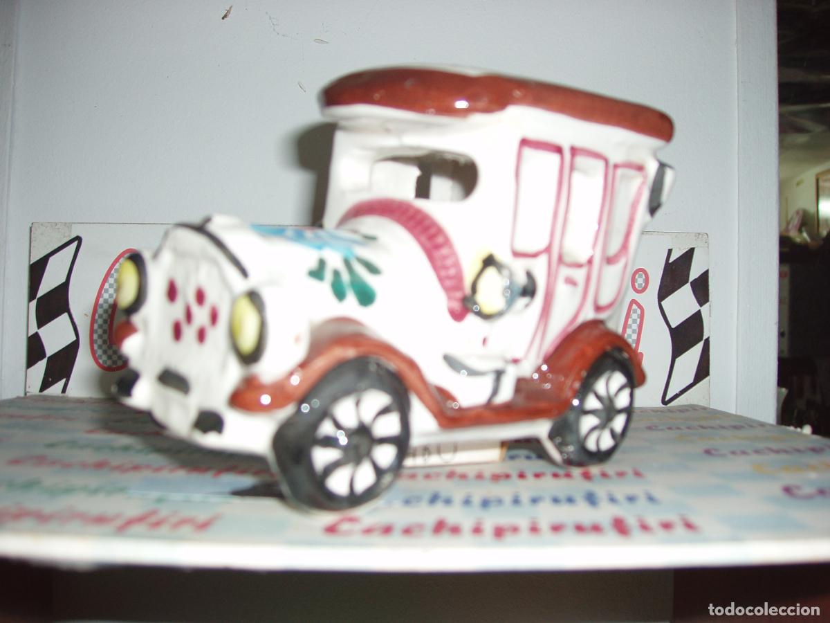 Coches a escala: COCHE CLASICO DE CERAMICA FLORES MIDE 14 X 10 CM. BONITO,RARO