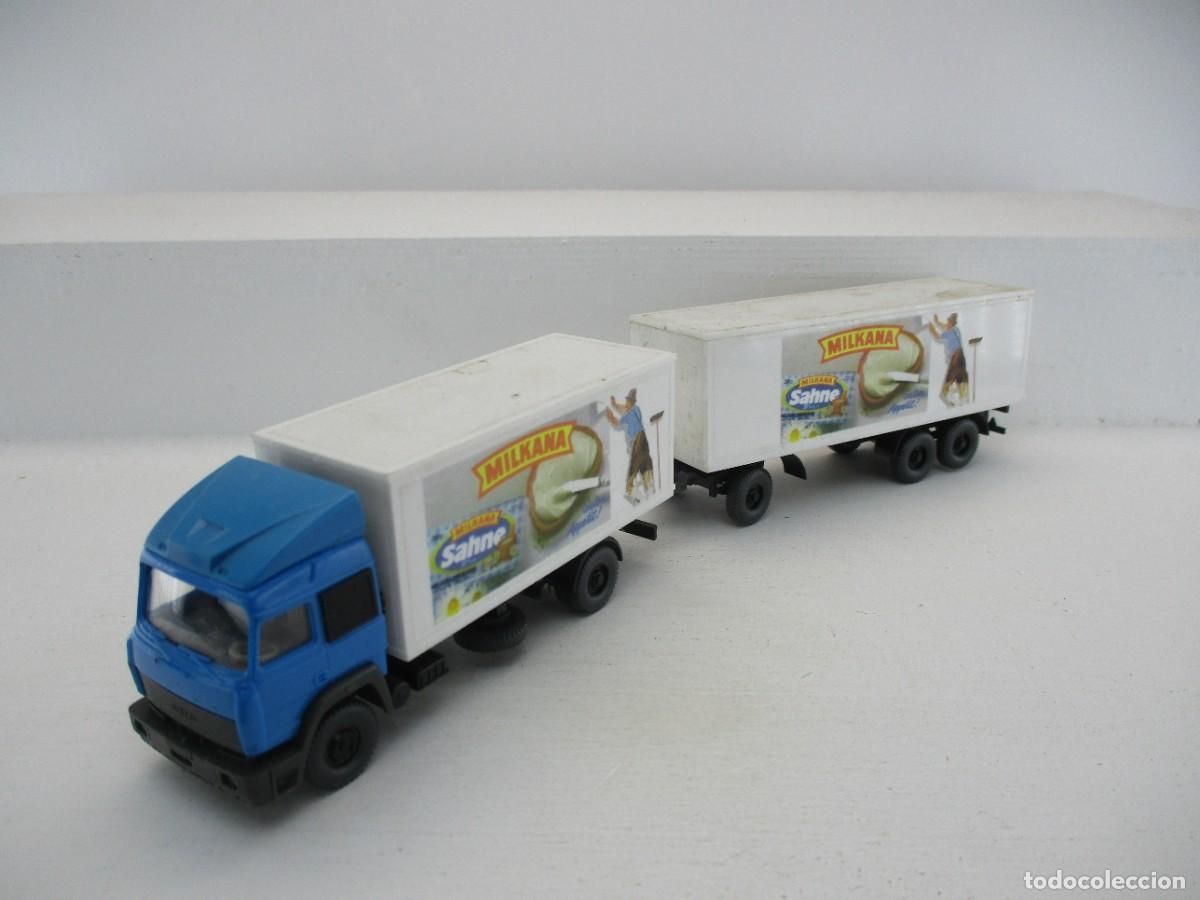Coches a escala: CAMION ESCALA 1:87 REF BK