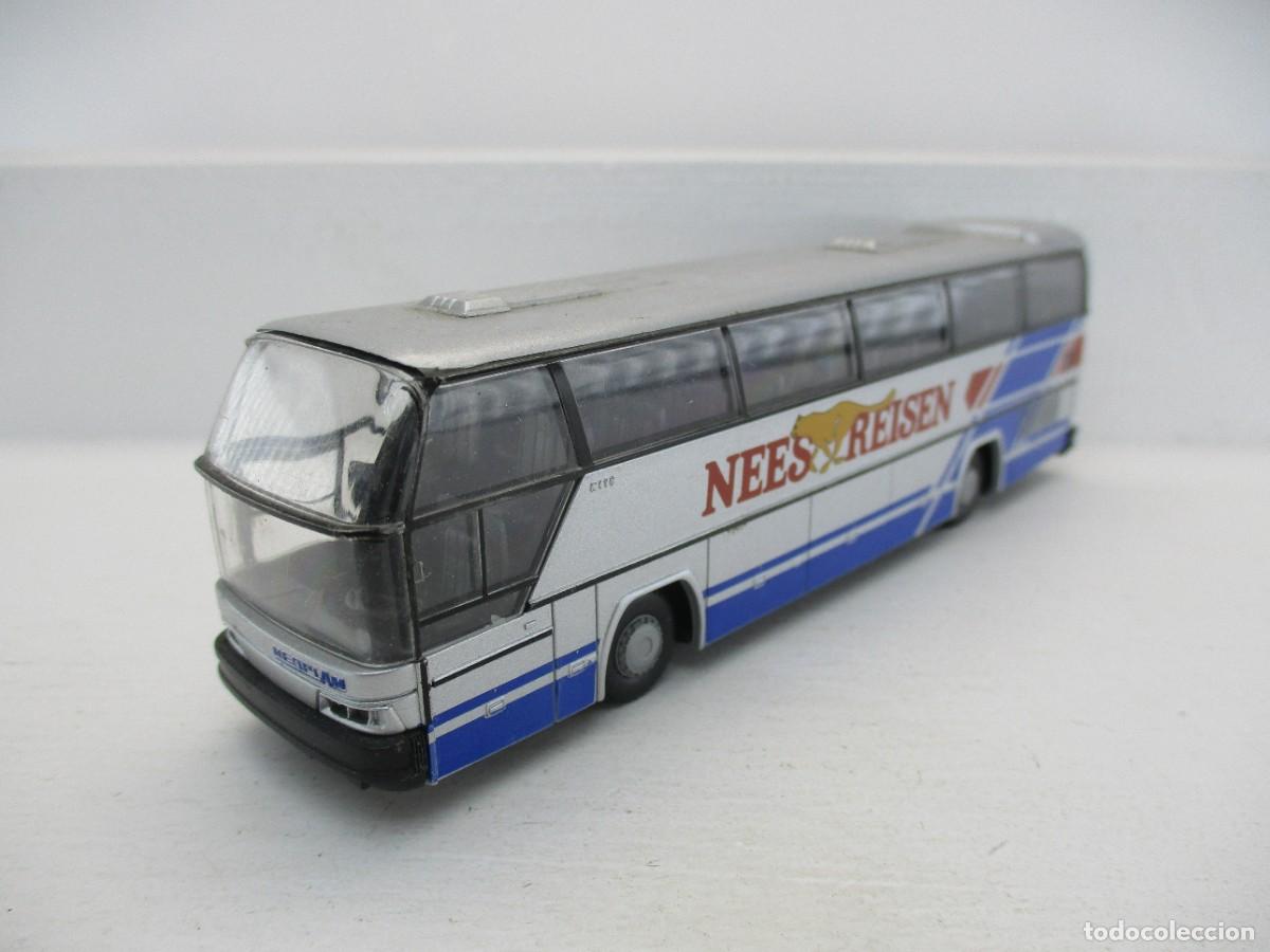 Coches a escala: AUTOBUS ESCALA 1:87 REF L