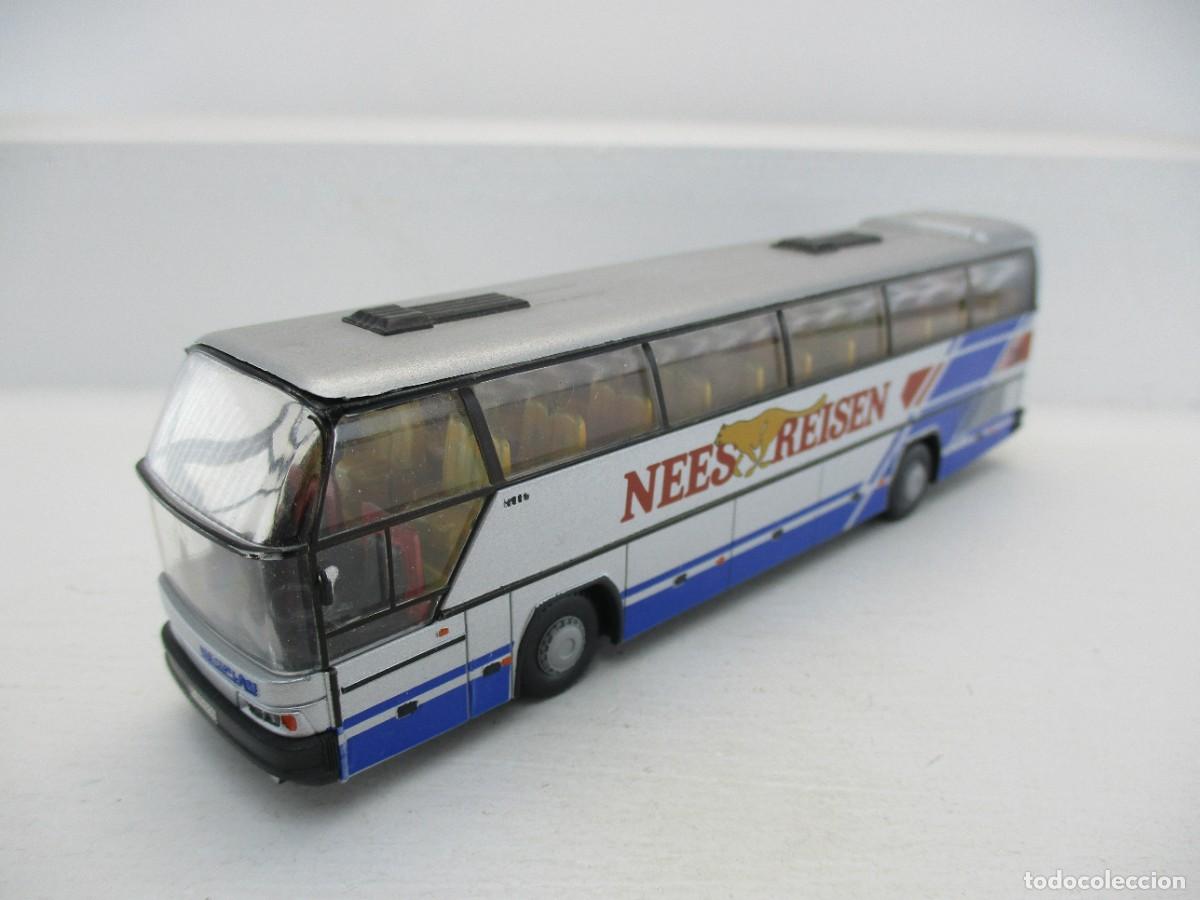 Coches a escala: AUTOBUS ESCALA 1:87 REF L
