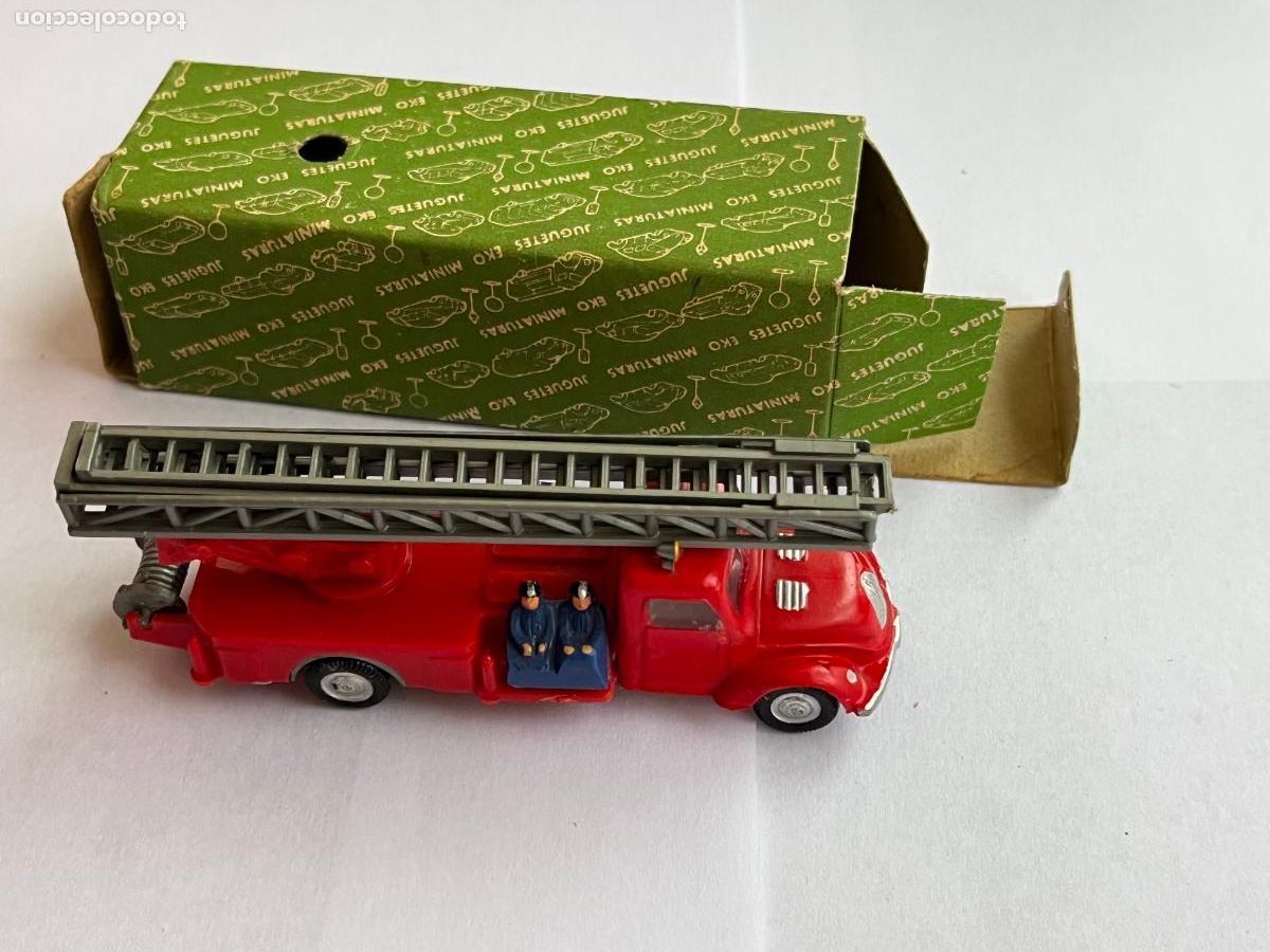 Coches a escala: EKO - CAMI&Oacute;N MAGIRUS BOMBEROS