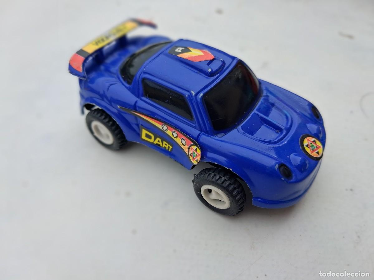 Coches a escala: Autom&oacute;vil Deportivo Dart en azul - 8 por 3,50