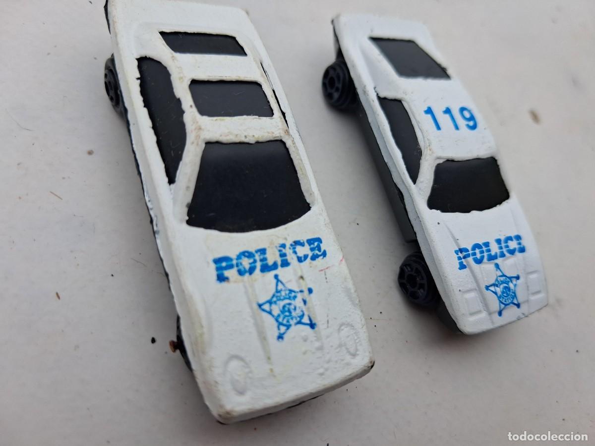 Coches a escala: coche&acute;s lote dos autom&oacute;viles de polic&iacute;a - Brigada 119 - 6,80 por 2,50 cms