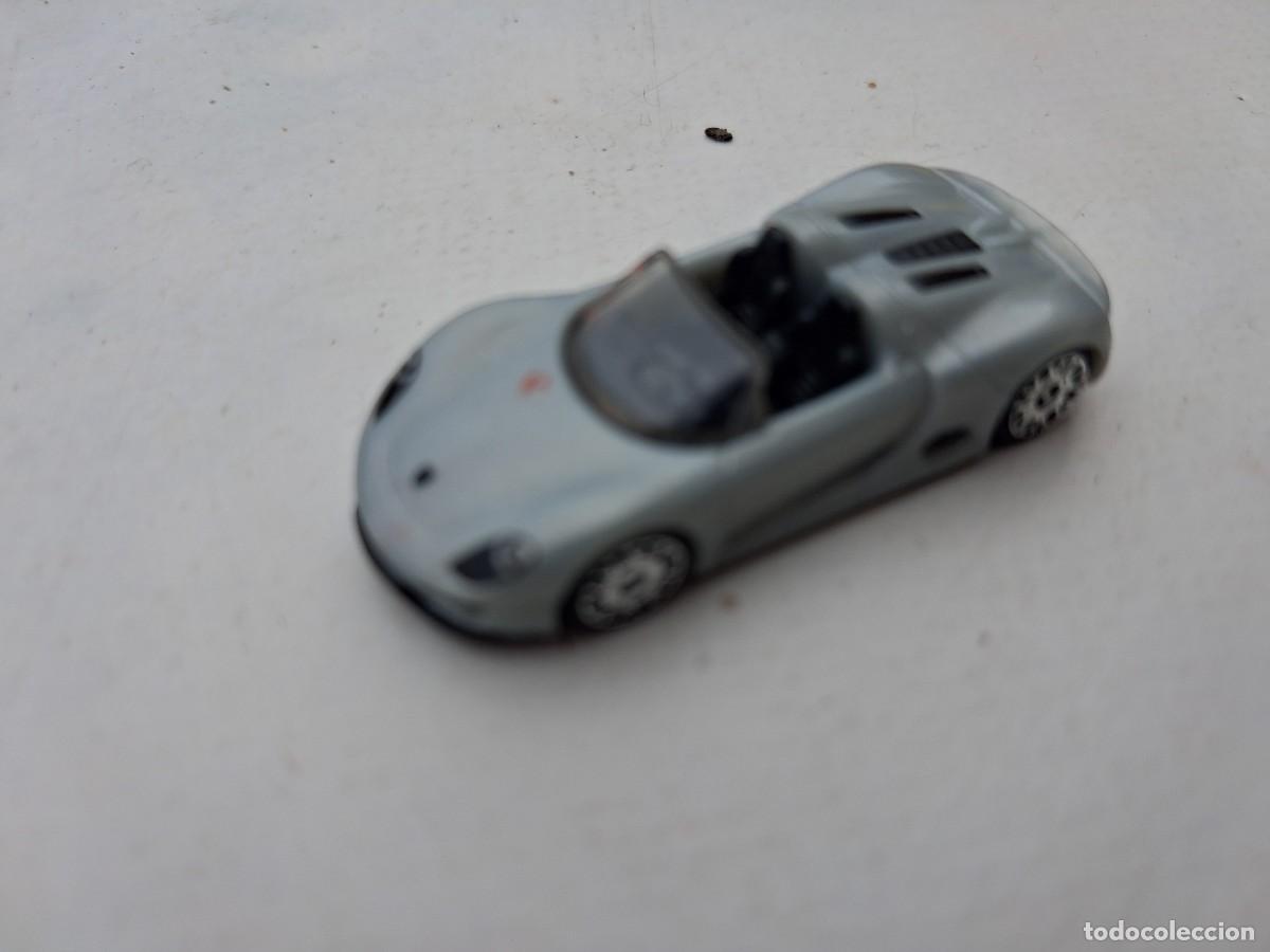 Auto in scala: Porsche mini - tama&ntilde;o kinder 4 por 1,80 cms - escaso