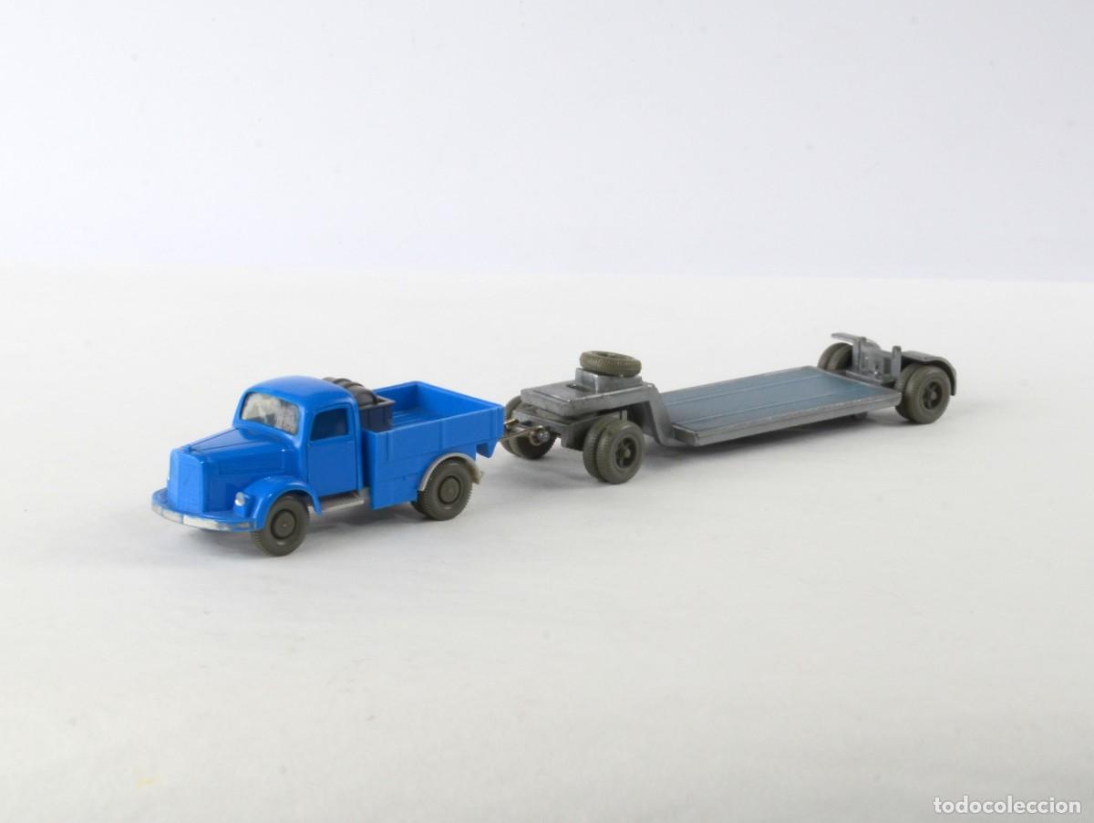 Coches a escala: Wiking Escala 1:87 H0 Antiguo Cami&oacute;n Tractora Mercedes Benz L3500 con Remolque G&oacute;ndola 1961 - 64